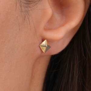 گوشواره طلا طرح هرم کد FE113